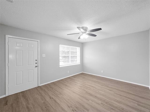 Foto del edificio - 2212 Arcady Ln