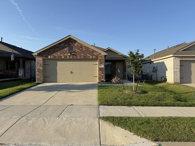 Building Photo - 14121 Danesdale Dr