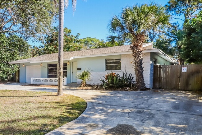 Foto del edificio - 5795 Hillside St