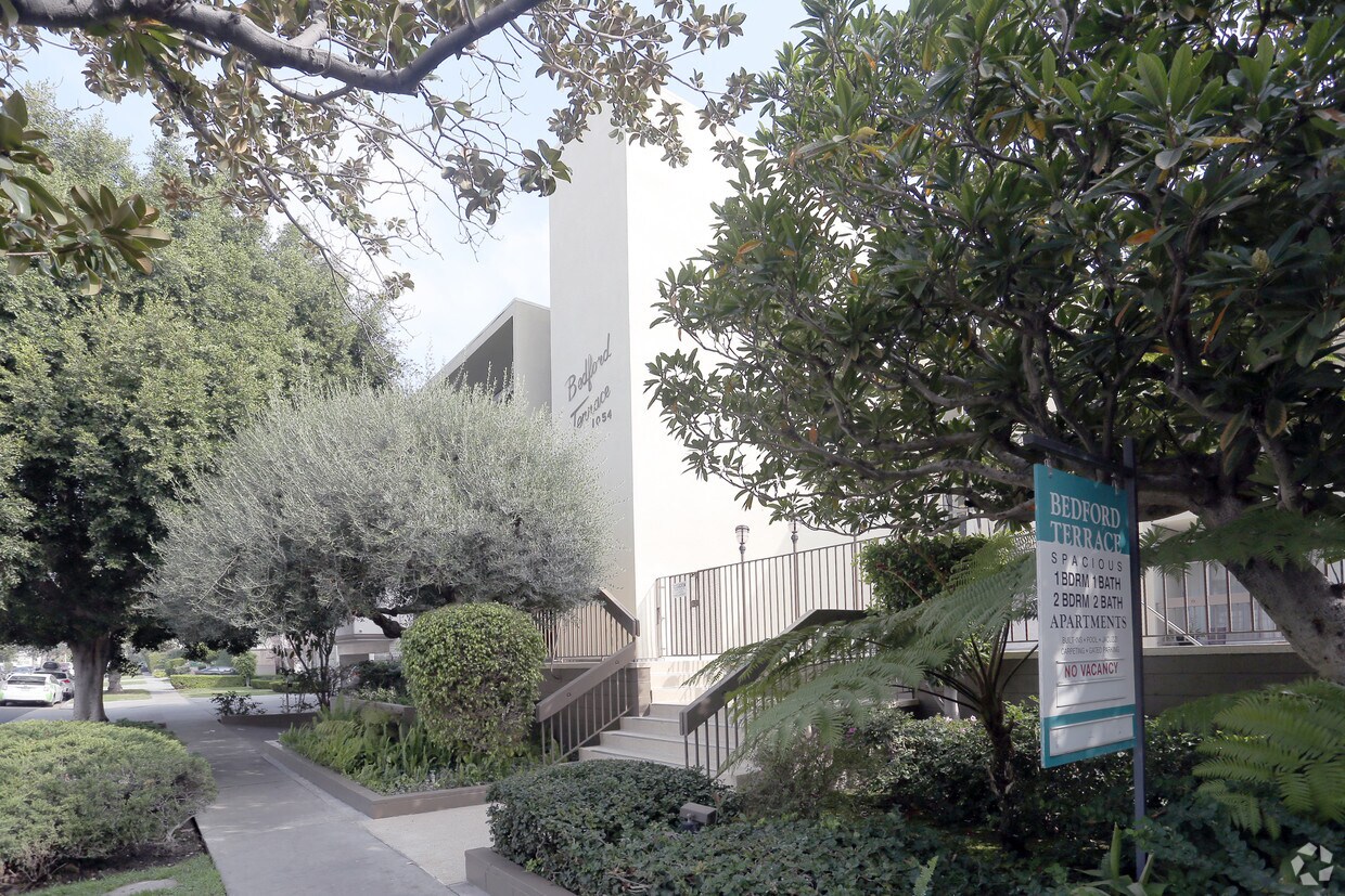 Primary Photo - Bedford Terrace Apartments