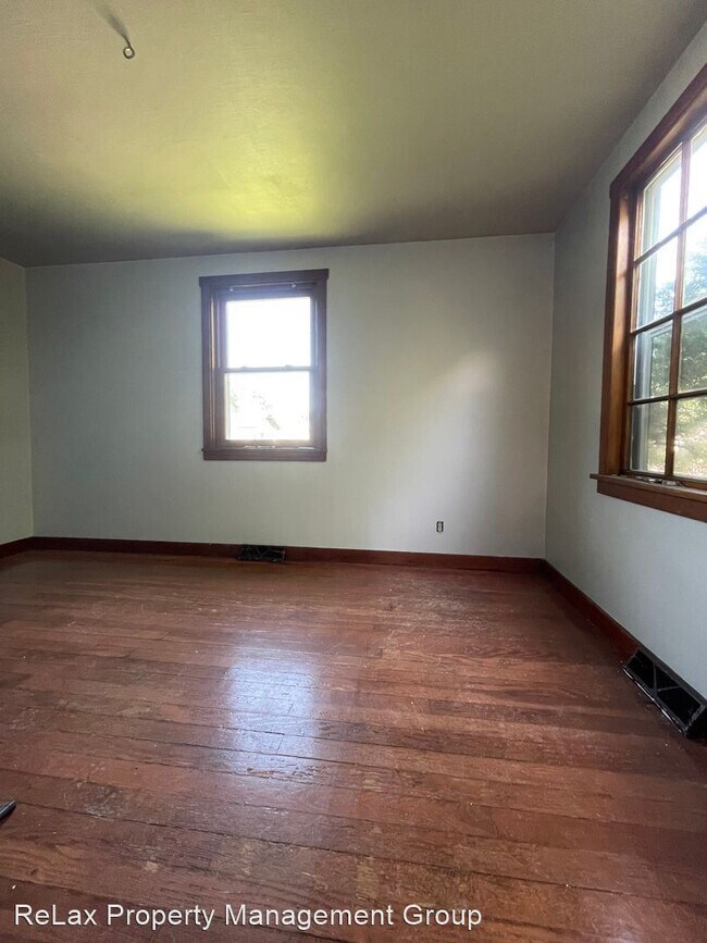 Building Photo - 3 br, 1 bath House - 2737 Hamilton St