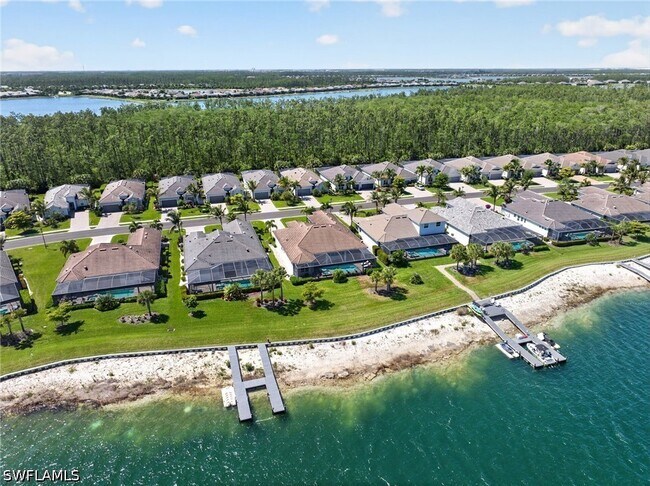 Foto del edificio - 14930 Blue Bay Cir