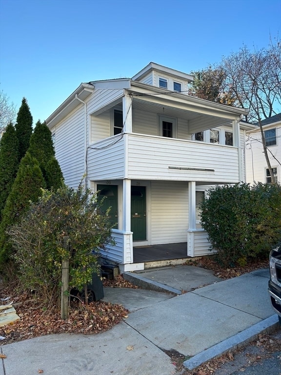 Building Photo - 38 Larch St