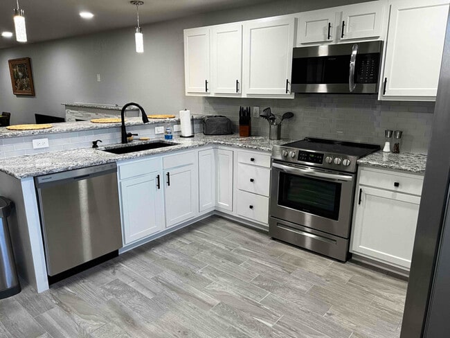 Photo - 1659 High Pine Dr House