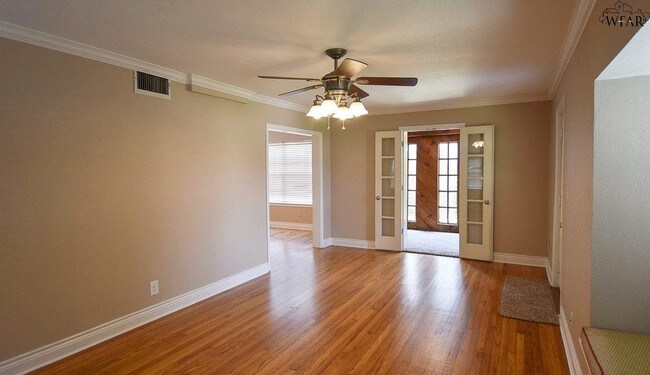 Foto del edificio - 1705 Hayes St