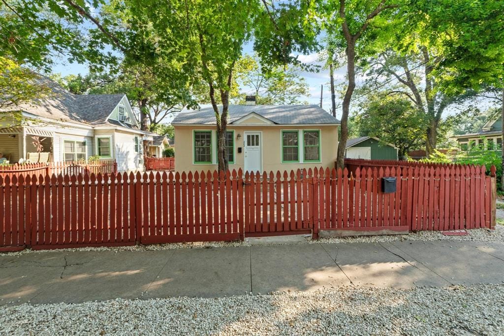 Primary Photo - 204 W 43rd St