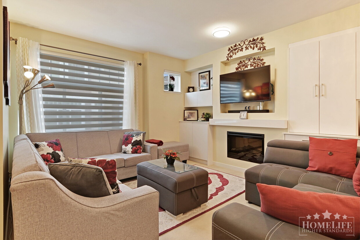Photo principale - 14356-1463A 63A Ave