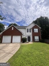 Building Photo - 3985 Shallowford Rd