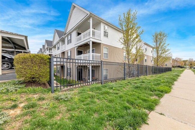 Building Photo - 6303 Spring River Dr