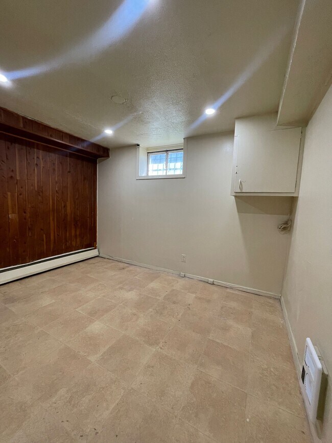 6 Rose Ave Sótano - 6 Rose Ave