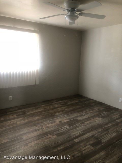 Building Photo - 1532 N El Rio Dr