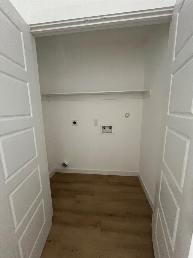 Foto del edificio - 8603 Wileyvale Rd