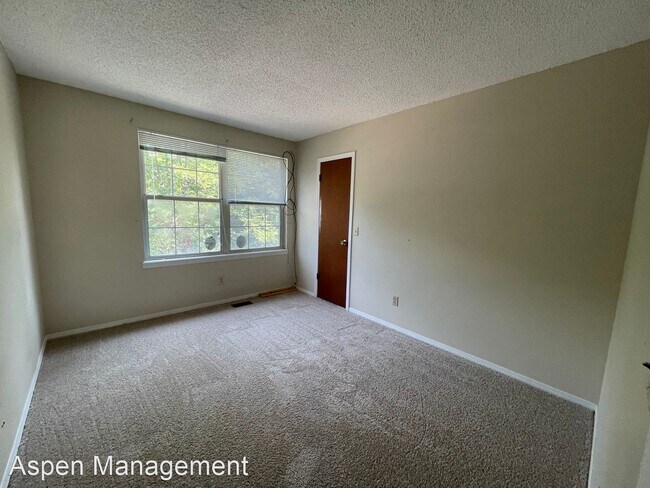 Building Photo - 3 br, 2 bath House - 457 Fillmore Ct