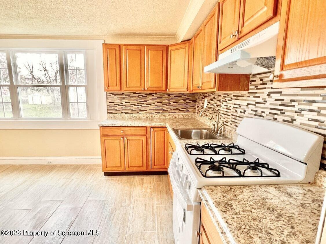 Foto principal - 636 Beech St