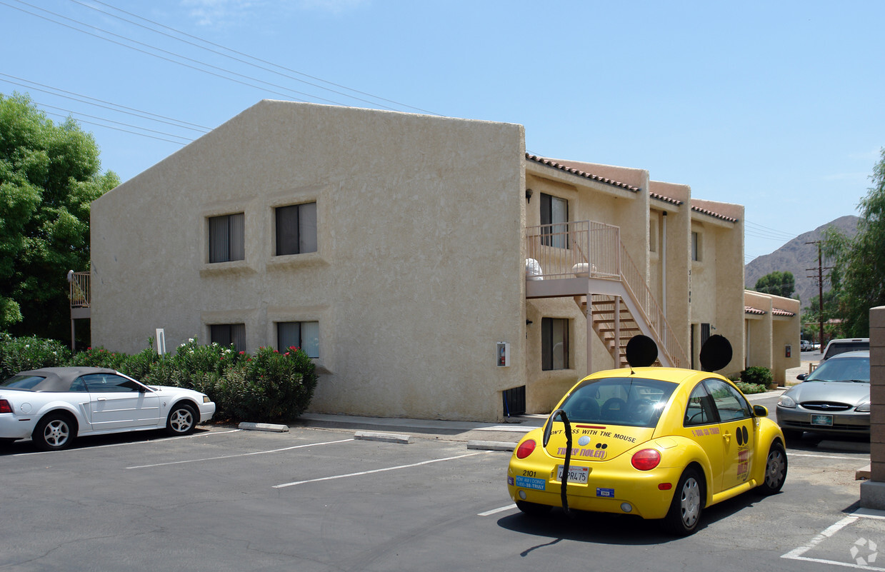 Building Photo - 51100 Avenida Navarro