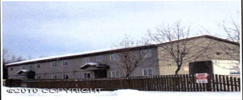 Primary Photo - 8-PLEX