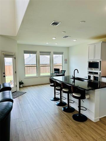Building Photo - 1212 Rosebay Dr