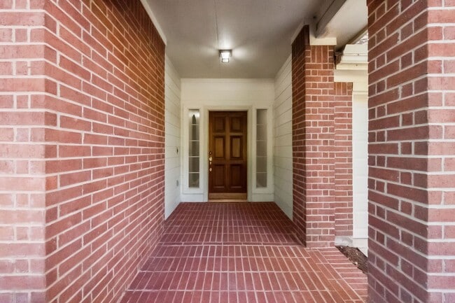 Building Photo - 155 N Wimberly Way