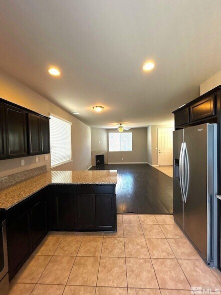 Foto del edificio - 3675 Coastal St