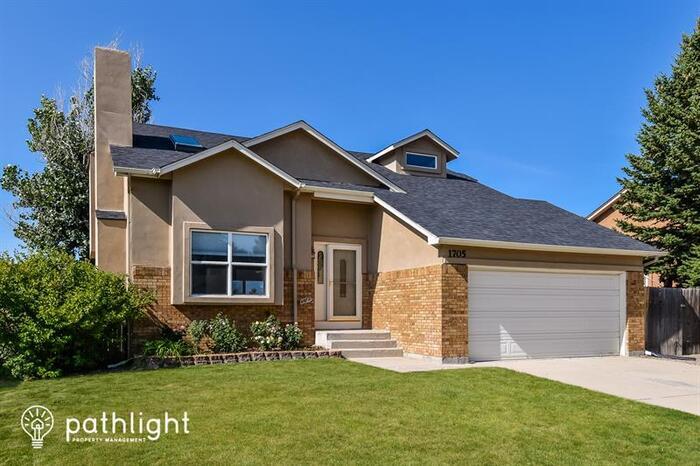 Primary Photo - 1705 Leoti Drive, Colorado Springs, CO, 80915