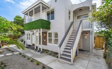 Building Photo - 414 33rd St