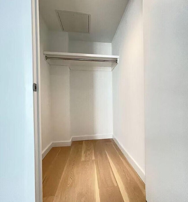 Foto del edificio - 567 Ocean Ave
