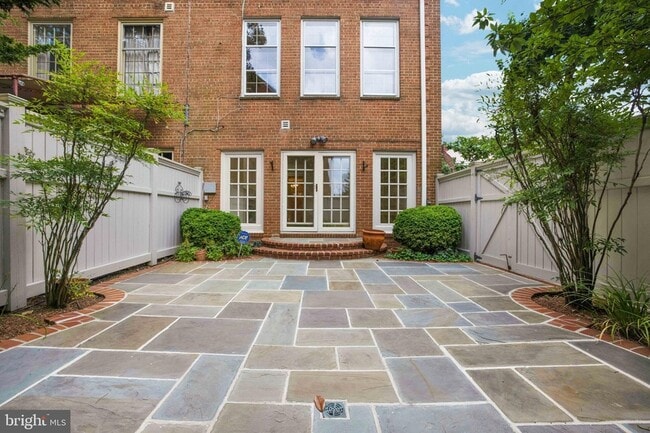 Photo - 3327 R St NW Townhome