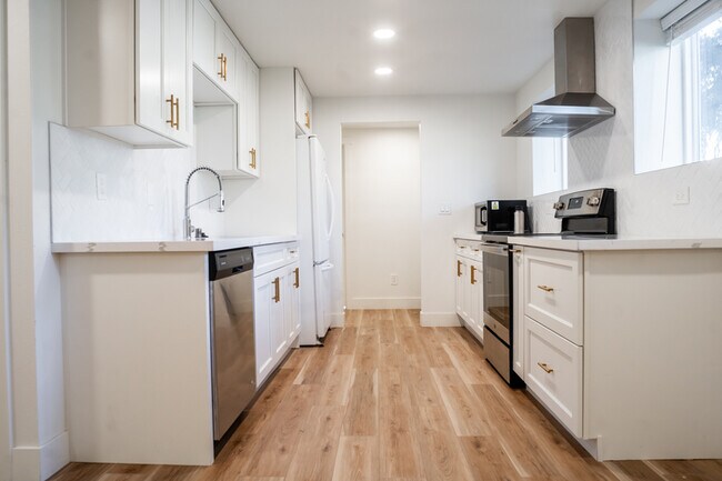 Foto del edificio - 301 NW 62nd St