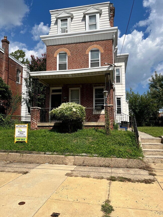 Building Photo - 4515 Comly St