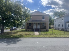 Building Photo - 55 Sisson St