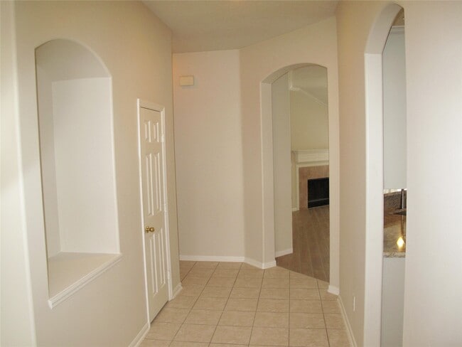 Foto del edificio - 206 N Wynnoak Cir