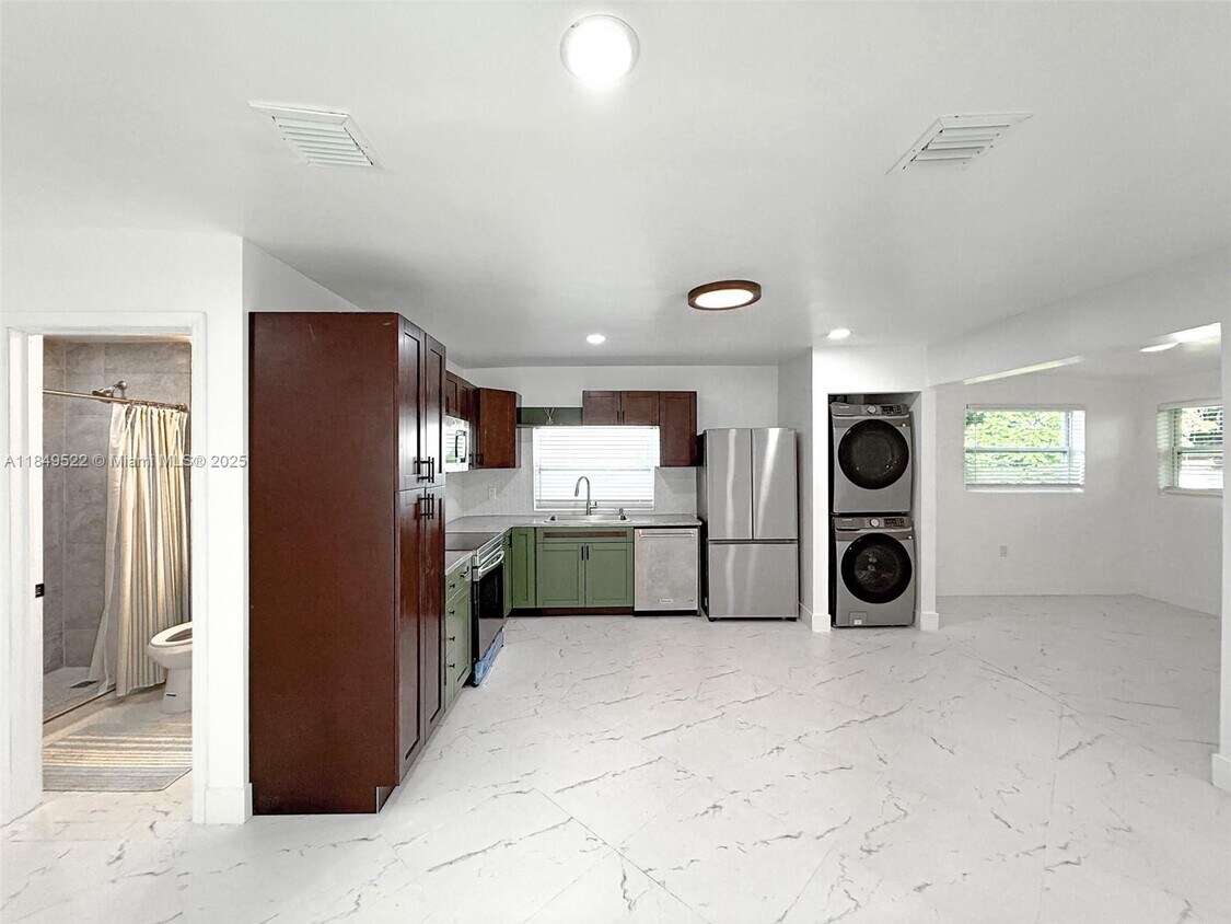 Primary Photo - 1064 NW 29th Terrace