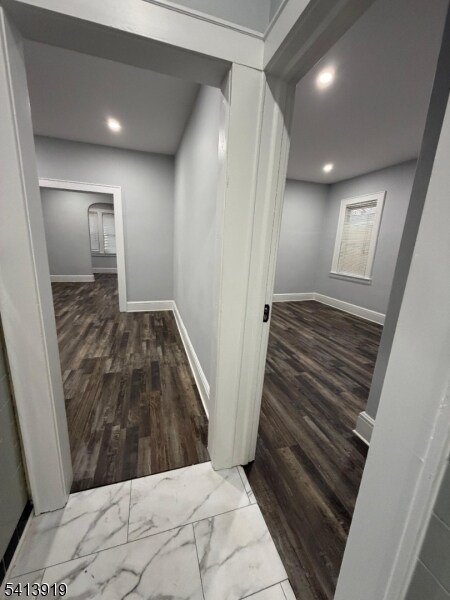 Foto del edificio - 220 Silver Ave