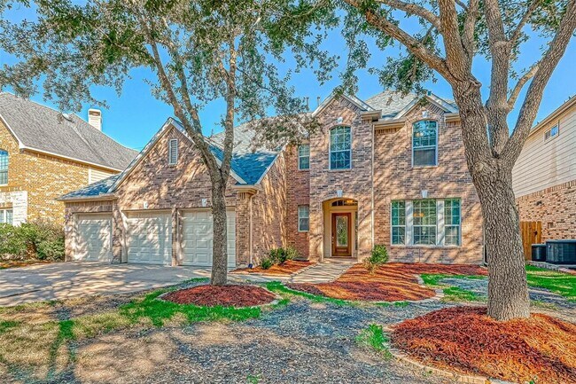 Foto del edificio - 618 Silver Creek Cir