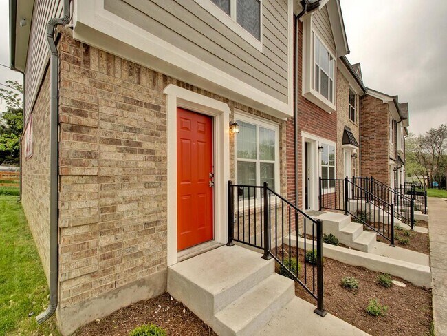 Foto del edificio - 202 S College St