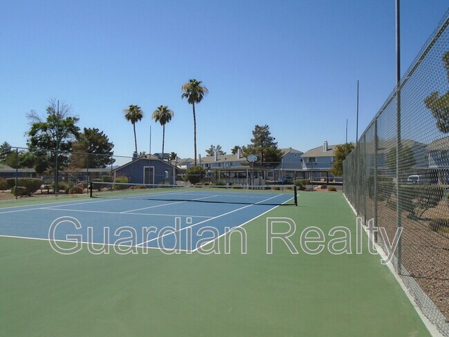 Foto del edificio - 5355 Rod Ct