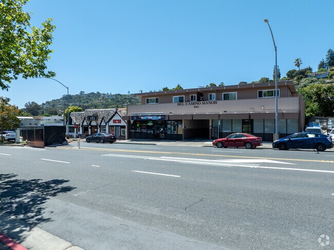 Building Photo - 840 El Camino Real