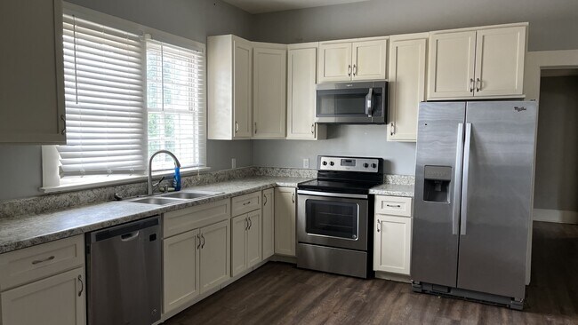 Foto del edificio - 815 S Brundidge St