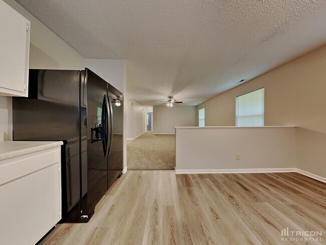 Foto del edificio - 6346 Cradle River Dr