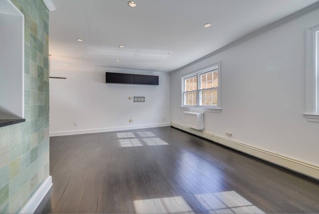 Building Photo - 26 Layton Ave