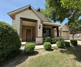 Building Photo - 909 Hartman Dr