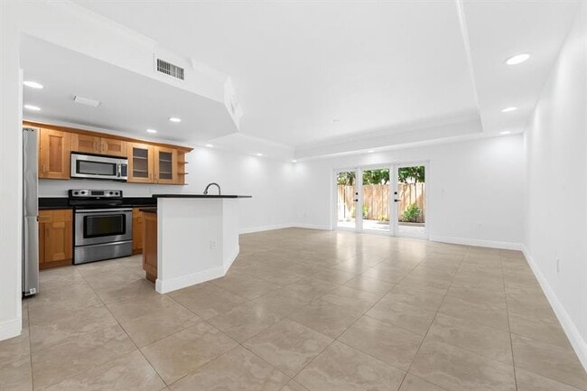 Foto del edificio - 1719 SW 23rd St