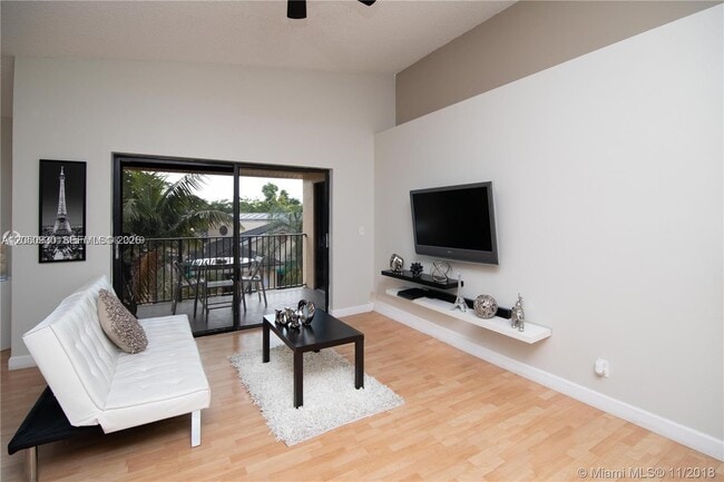 Foto del edificio - 9999 Summerbreeze Dr