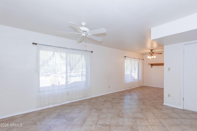 Building Photo - 5931 E Carriage Dr