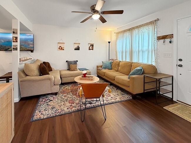 Photo - 902 Creekside Dr (Clemson, SC) Townhome