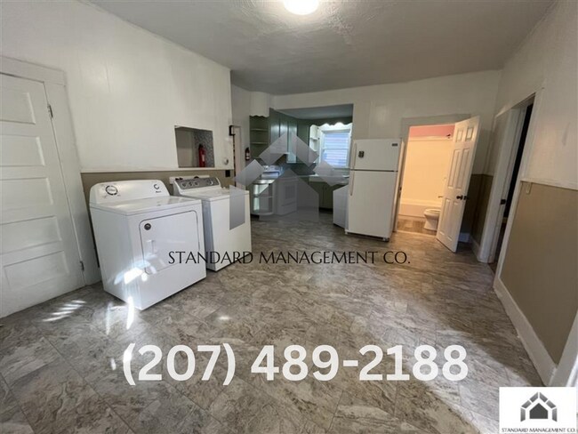 Building Photo - 6 Squire St