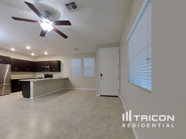Foto del edificio - 12548 W Hummingbird Terrace