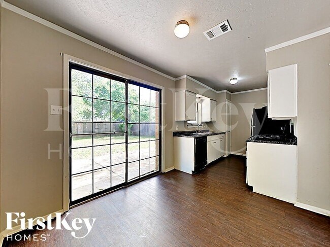Foto del edificio - 430 Kelly Ct
