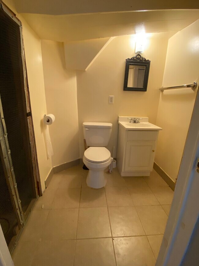 Building Photo - 9551 112th St