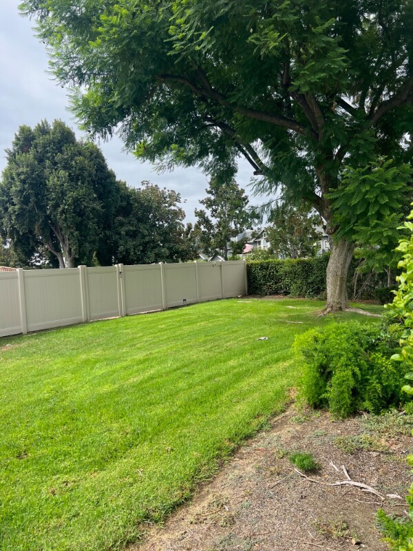 Building Photo - 145 N Cambridge Ave